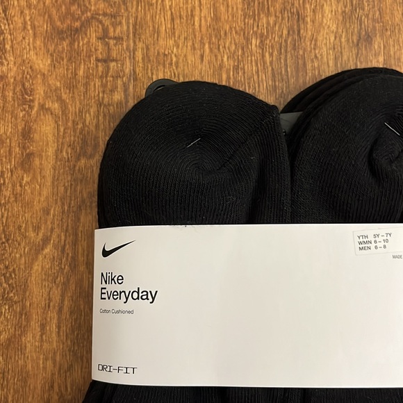 Nike Everyday Ankle Cotton Cushioned Socks 6 Pack - Picture 4 of 17